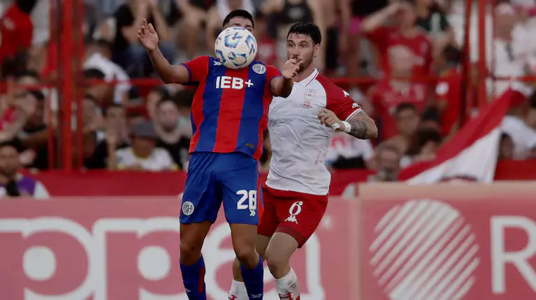 Clásico ante Huracán.